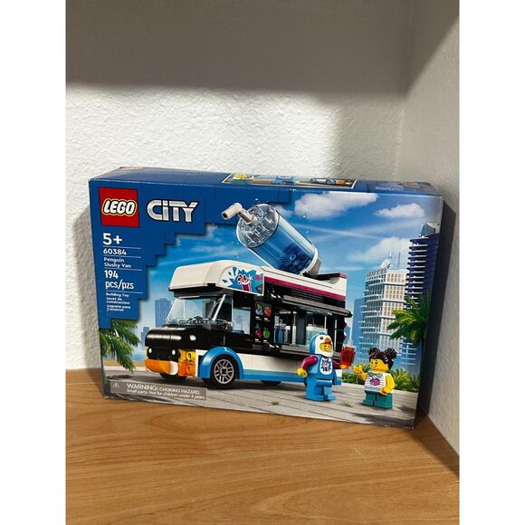 LEGO City Penguin Slushy Van Playset NIB - Picture 2 of 7